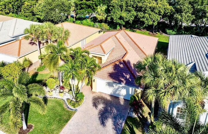 Property Photo: 13678 Windy Monterey FL 33446