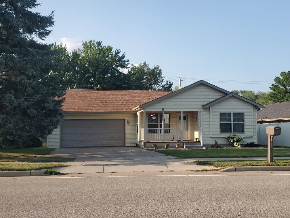 Property Photo: 1012 Bartlett Avenue WI 54720