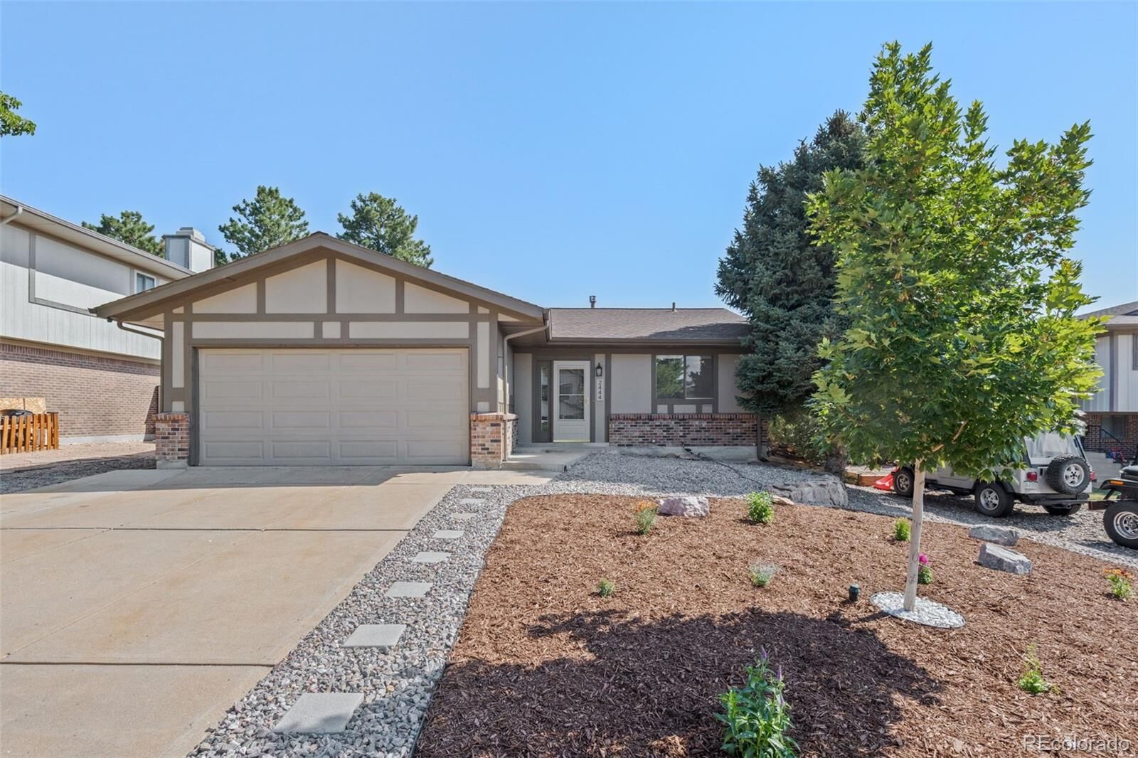 Property Photo: 2444 S Cole Way CO 80228