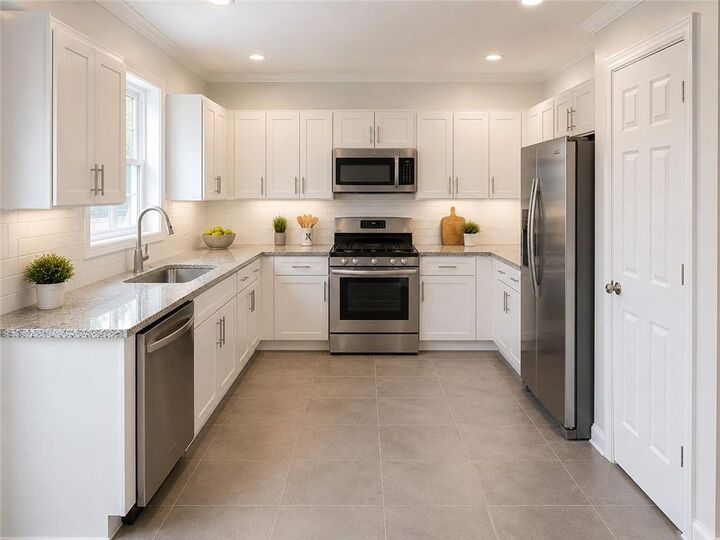 Property Photo: 213 State Street C RI 02809