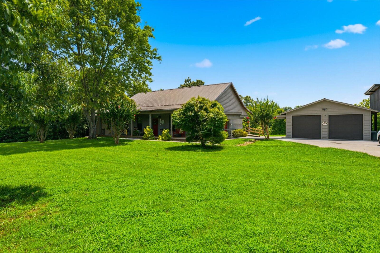 Property Photo: 834 Highway 39 E TN 37303