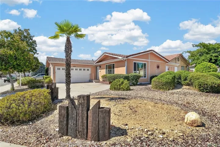 Property Photo: 10776 Cherry Hilsl CA 92223