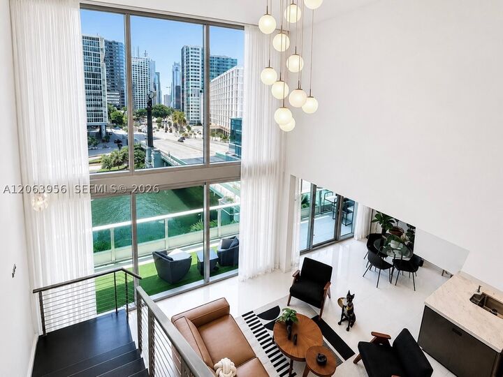 Property Photo:  200 Biscayne Boulevard Way 503  FL 33131 
