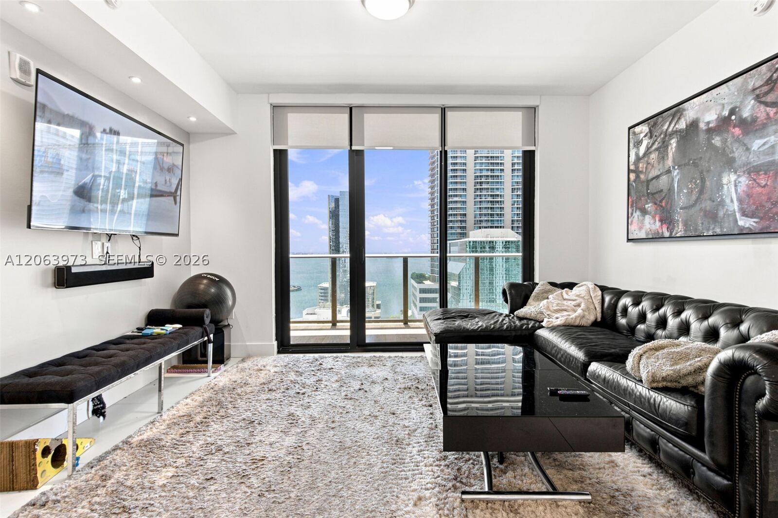 Property Photo: 1010 Brickell Ave 2403 FL 33131