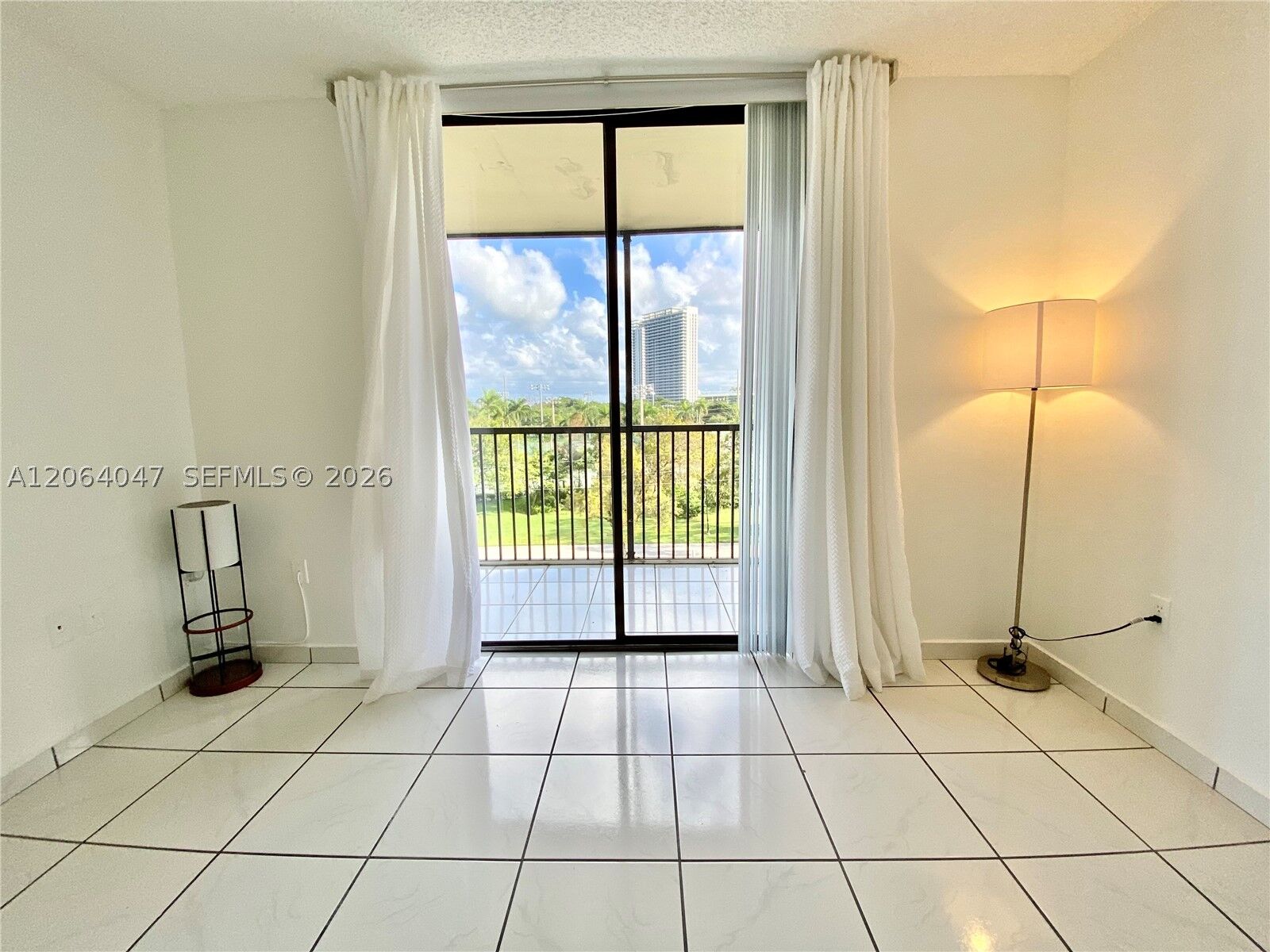 Property Photo: 16950 Dixie A536 FL 33160