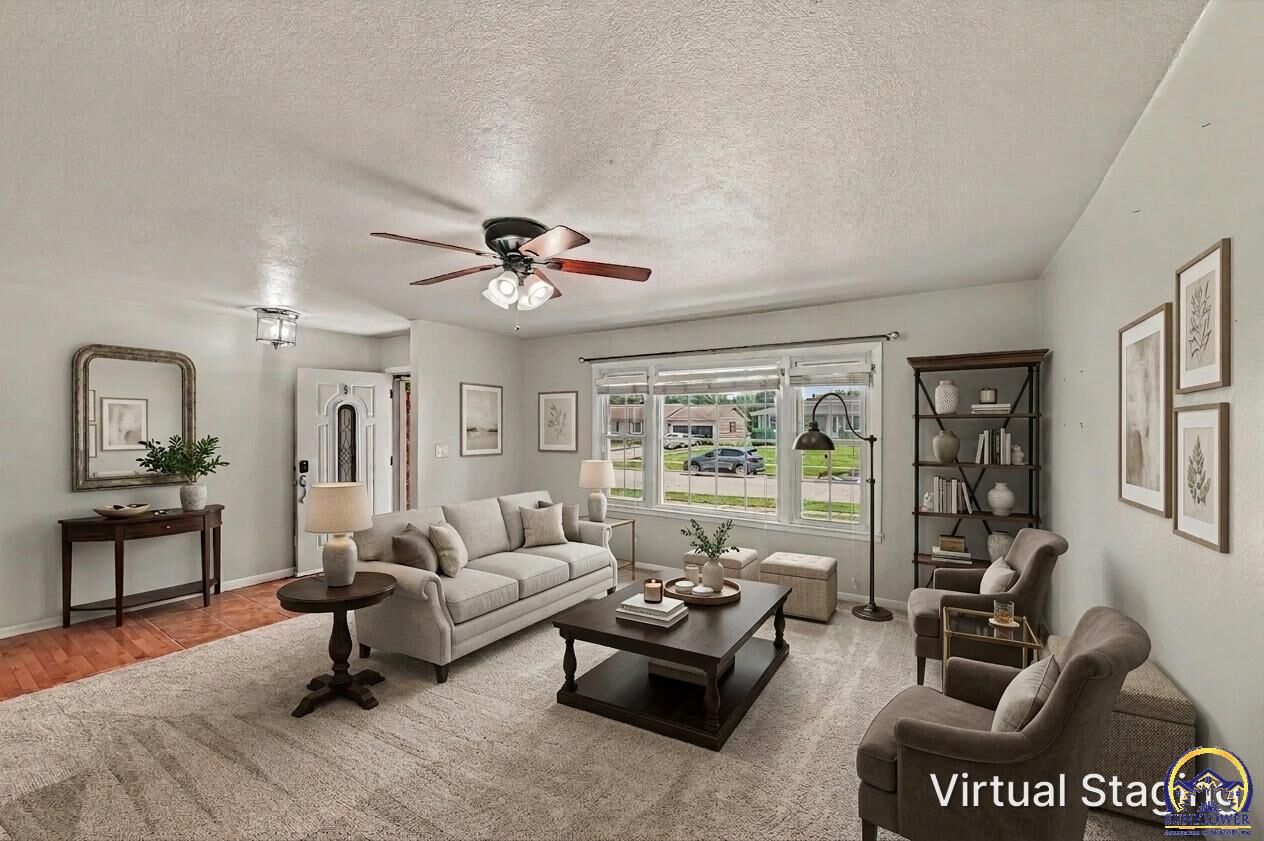 Property Photo:  5408 SW 12th Ter  KS 66604 