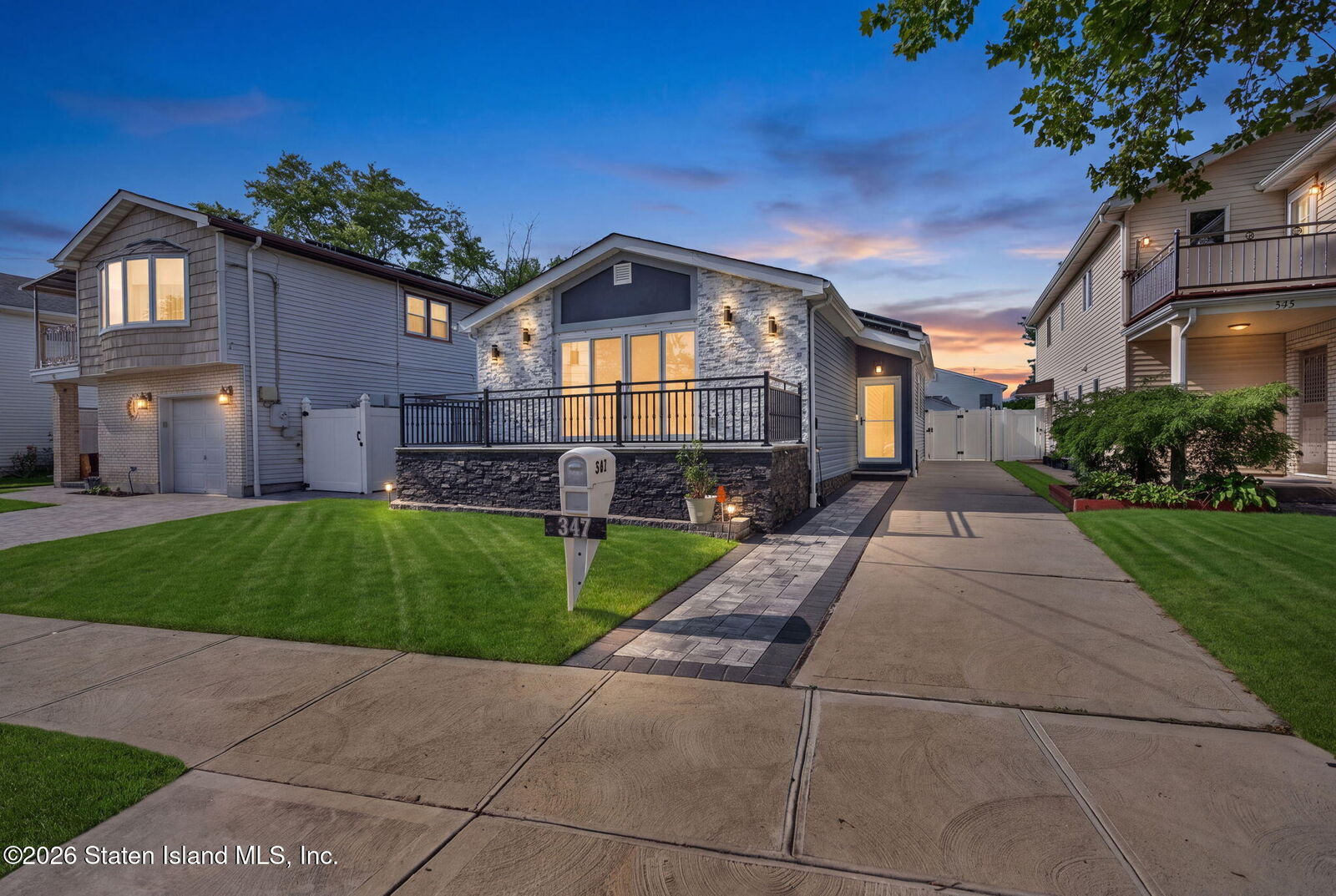 Property Photo:  347 Katan Avenue  NY 10308 