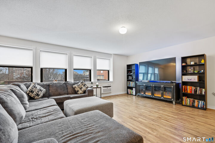 Property Photo: 201 College Street 12 CT 06457