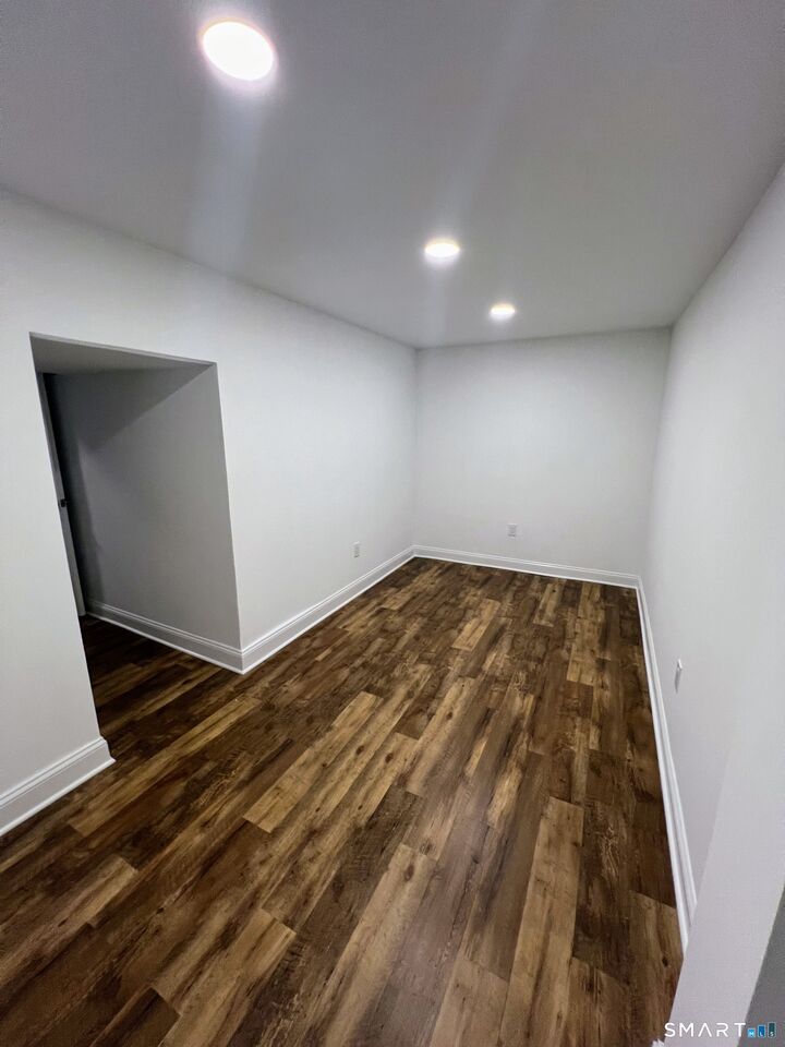 Property Photo:  70 Strawberry Hill Avenue D-Gr9  CT 06902 