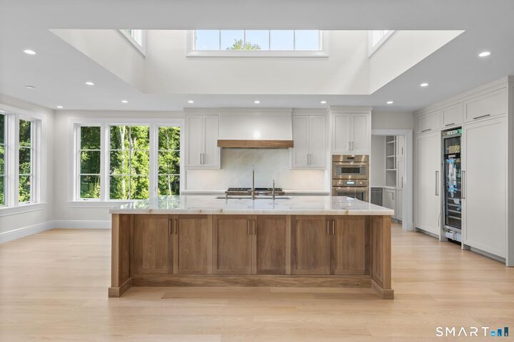 Property Photo:  48 Old Farm Road  CT 06897 