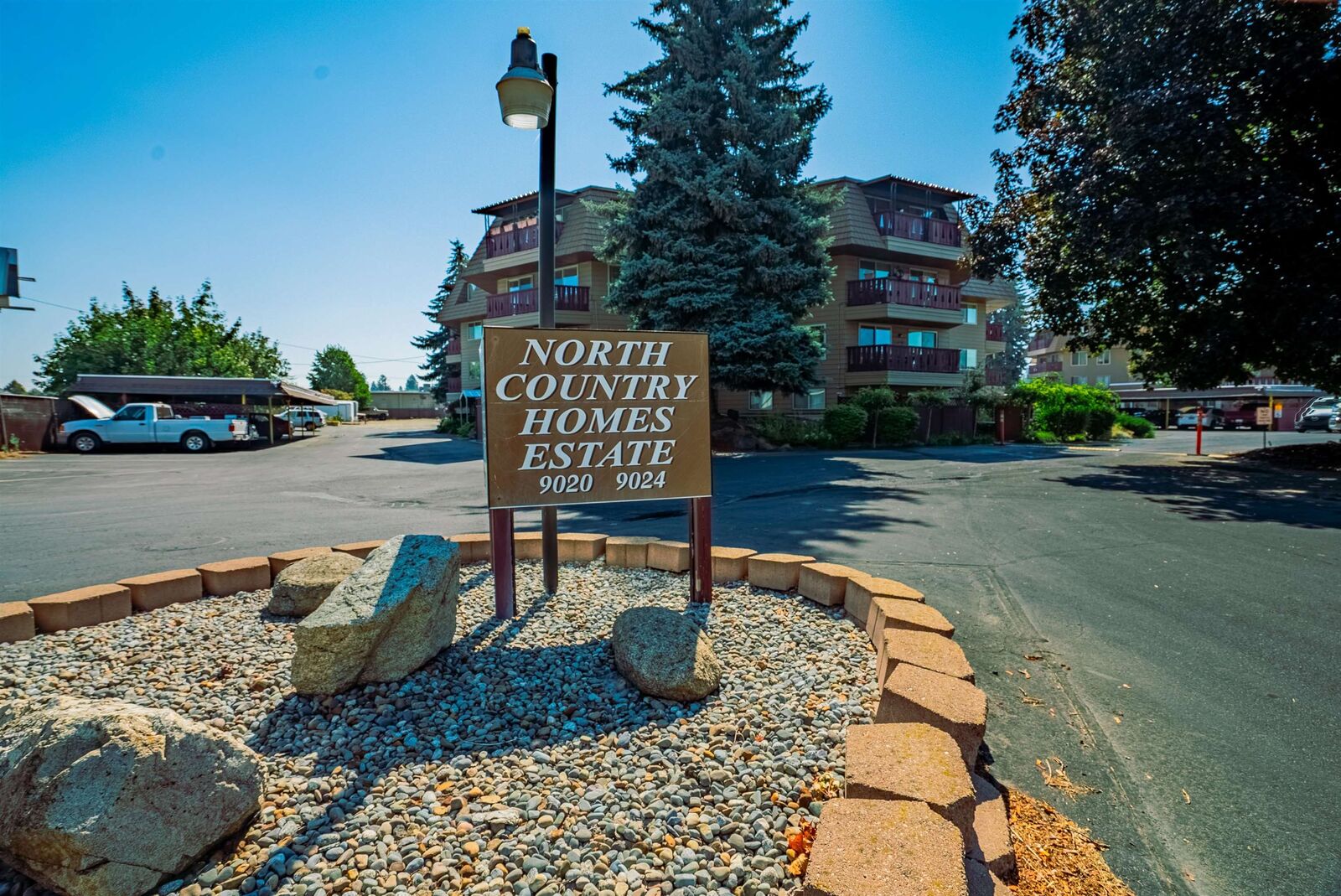 Property Photo:  9020 N Country Homes Blvd 15  WA 99218 