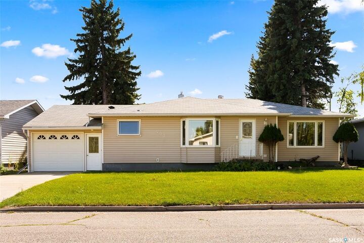 433 9th Avenue W — photo 1