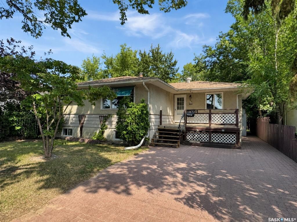 Property Photo:  1872 101st Street  SK S9A 1B1 