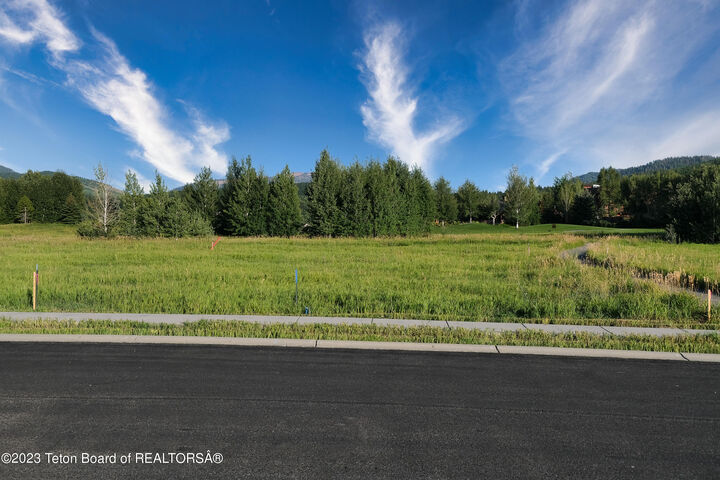 Property Photo: 111 Cluff Lane ID 83455