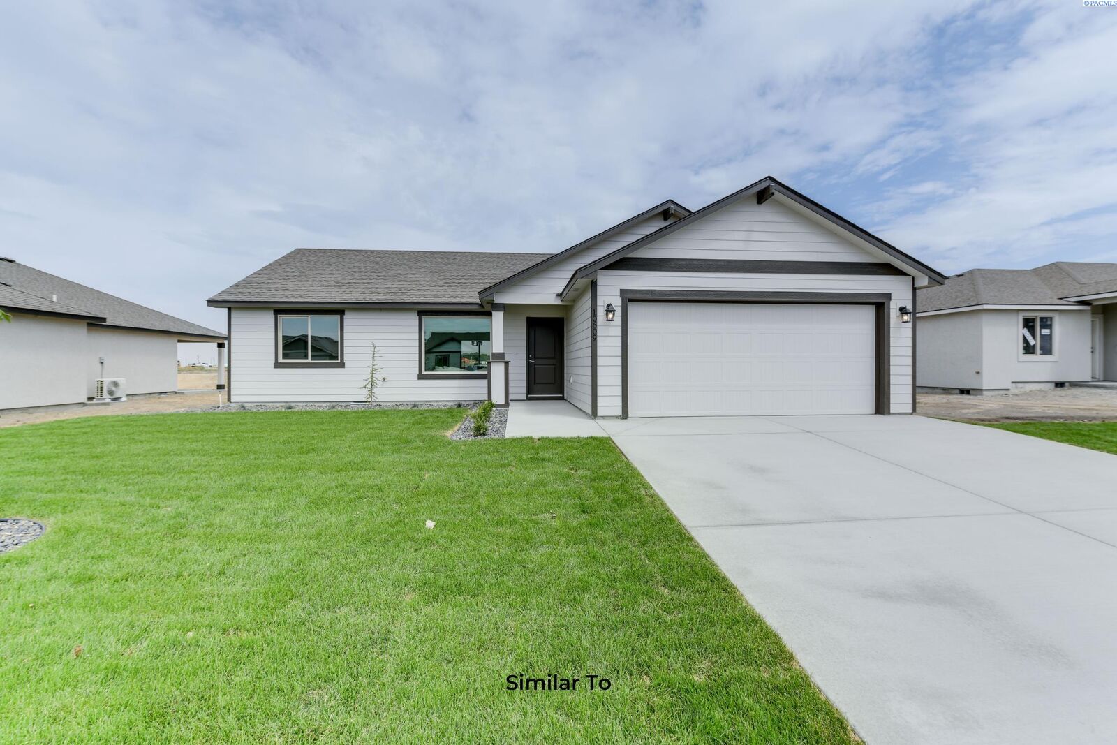 Property Photo: 4138 Road 104 WA 99301