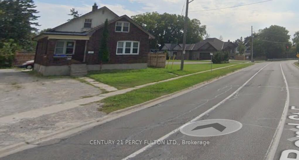 Property Photo: 361 Bond Street E ON L1G 1B6