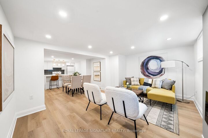 Property Photo:  247 Kathryn Crescent Lower  ON L3Y 1L9 