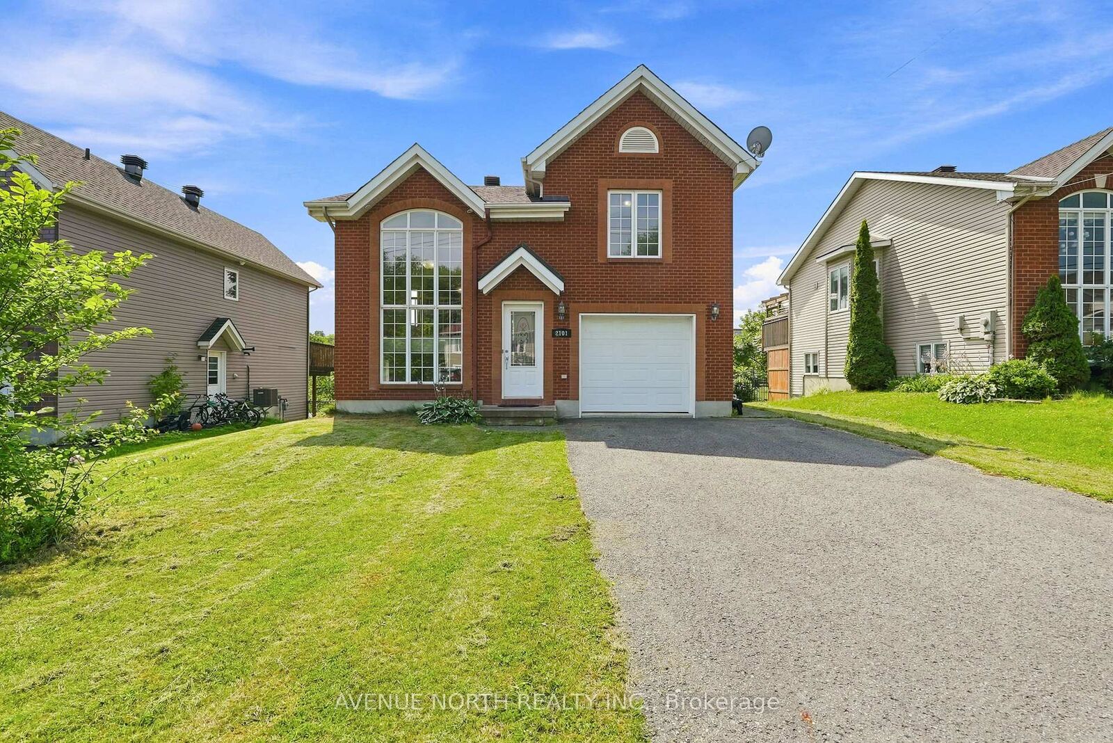 Property Photo:  2101 Catherine Street  ON K4K 1H6 