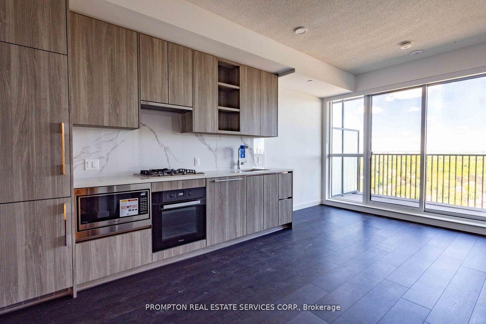 Property Photo:  68 Esther Shiner Boulevard 2208  ON M2K 0J6 