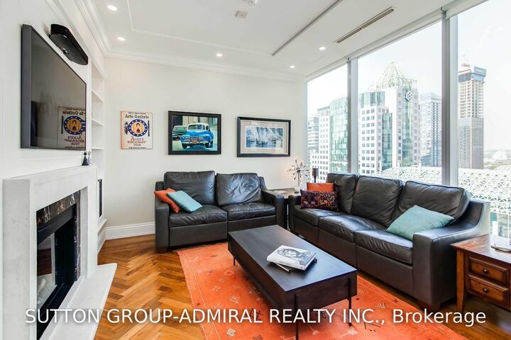 Property Photo: 183 Wellington Street W 2202 ON M5V 0A1