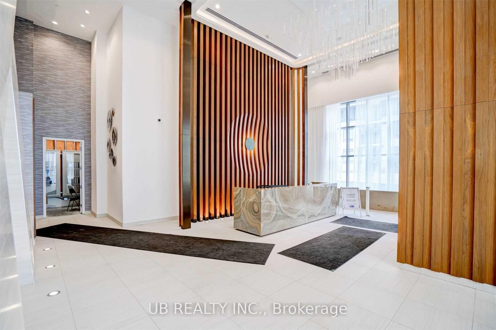 Property Photo:  70 Annie Craig Drive 5005  ON M8V 0C4 