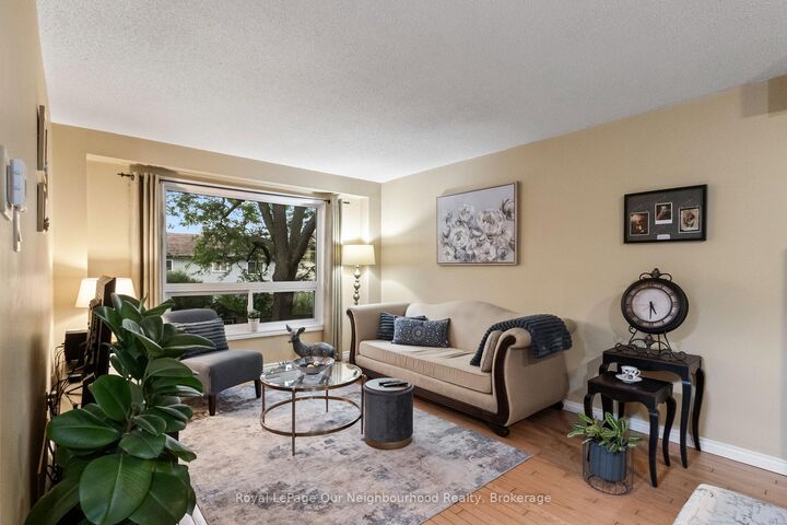 23 Woodward Drive — photo 1