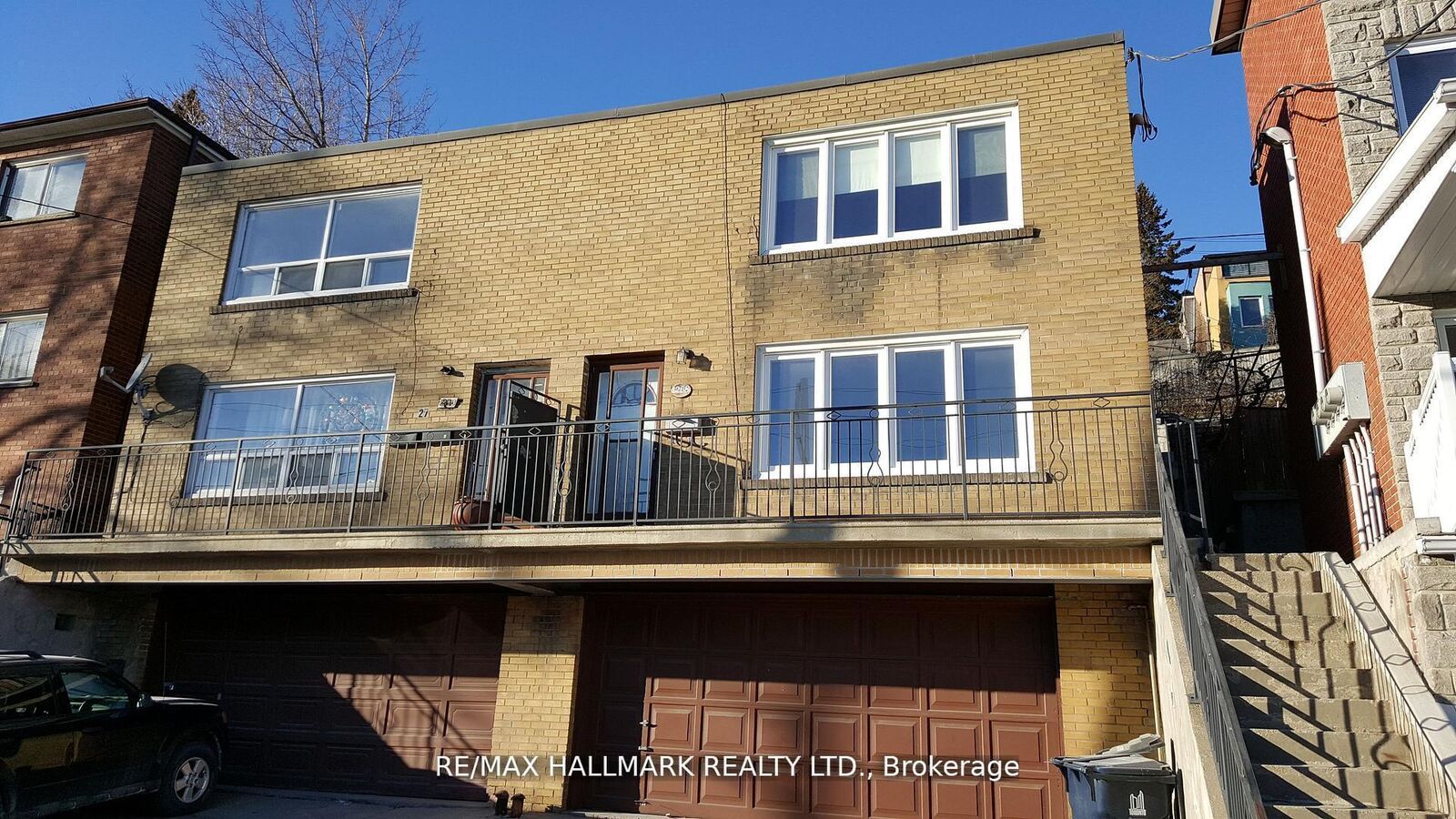 Property Photo: 1268 Davenport Road ON M6H 2G9