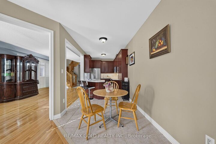 Property Photo: 104 Everingham Circle ON L6R 0R9