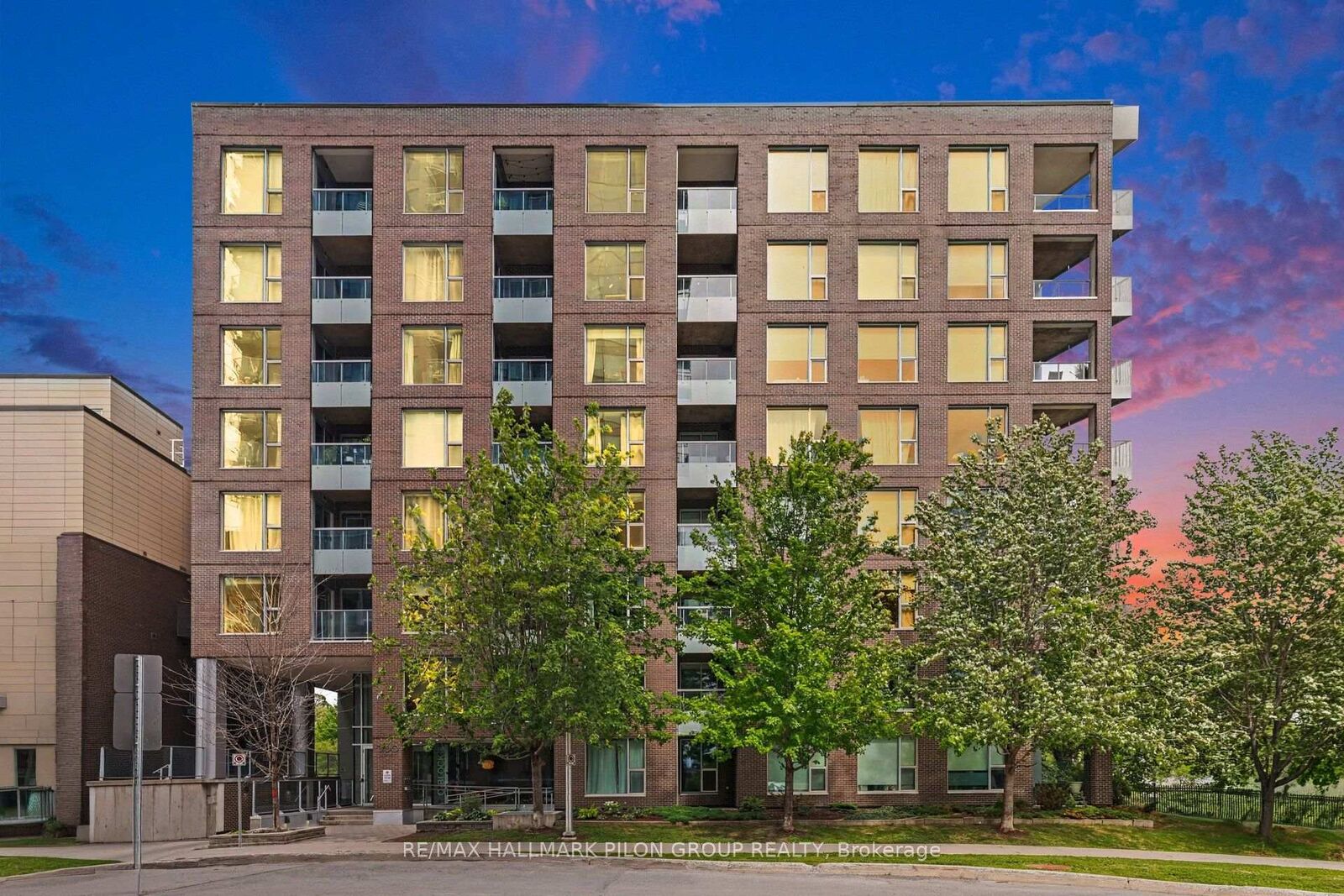 Property Photo:  300C Lett Street 619  ON K1R 0A8 