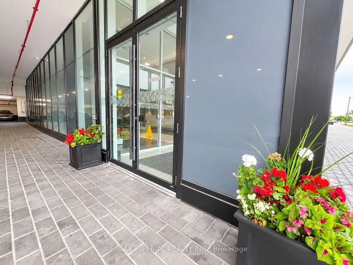 Property Photo:  2481 Taunton Road 1303  ON L6H 3R7 