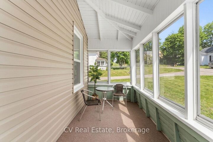 Property Photo:  33 John Street  ON K0M 1N0 