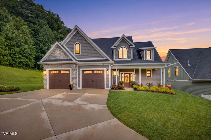 Property Photo:  92 Slonaker Circle  TN 37659 