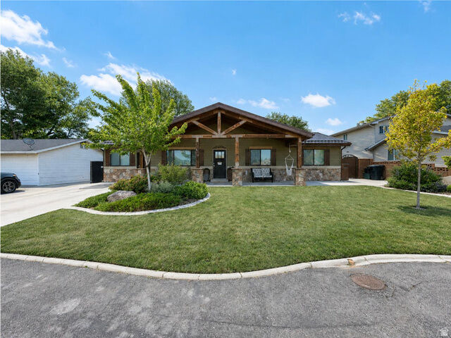 Property Photo: 476 N 200 E UT 84761