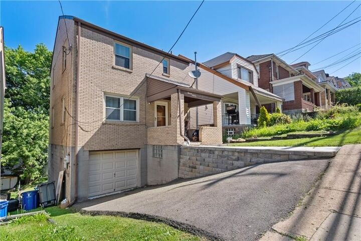 Property Photo: 1111 Bellaire Ave PA 15226