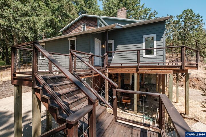 Property Photo:  34935 Northernwood Dr  OR 97327 