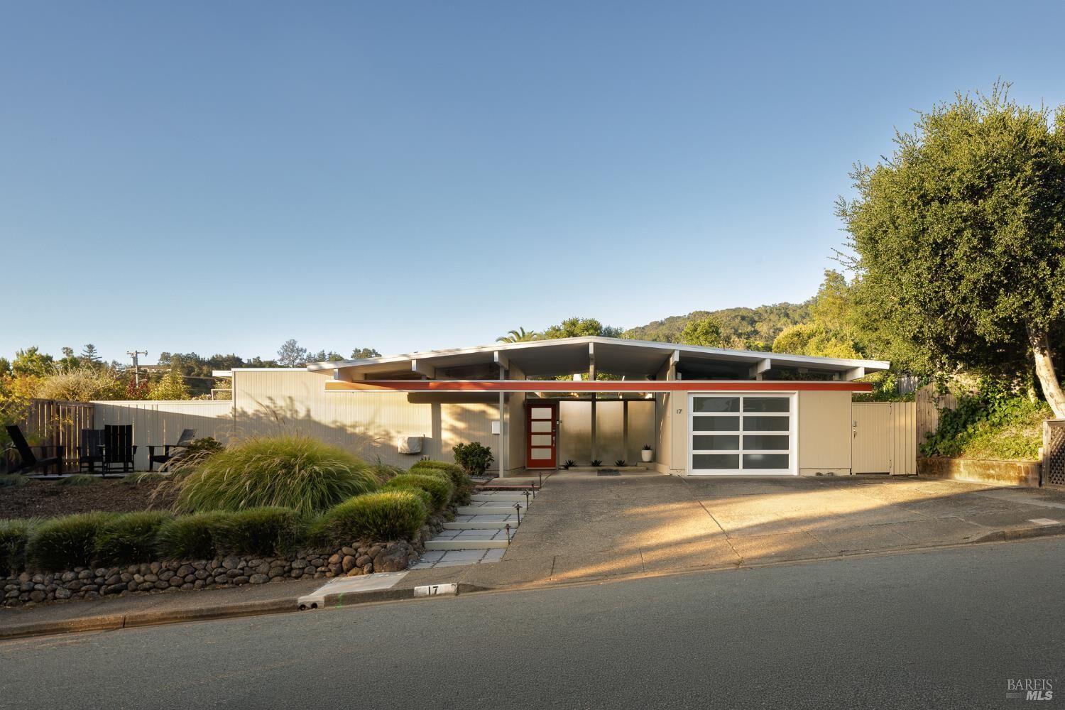 Property Photo: 17 Bolanos Drive CA 94903