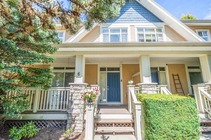 Property Photo: 15237 36 Avenue 6 BC V3Z 0Y4