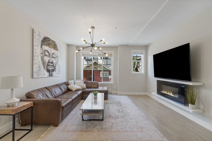 Photo de la propriété: 20498 82 Avenue 110 BC V2Y 0V1