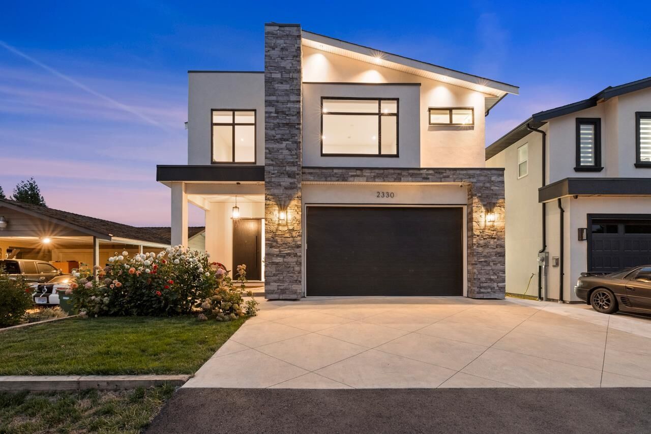 Property Photo: 2330 Cascade Street BC V2T 3G3