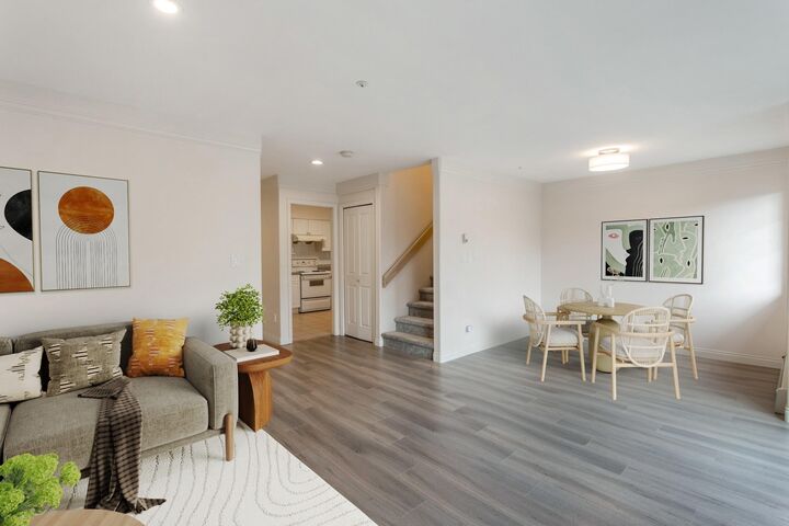 8468 Osler Street — photo 1