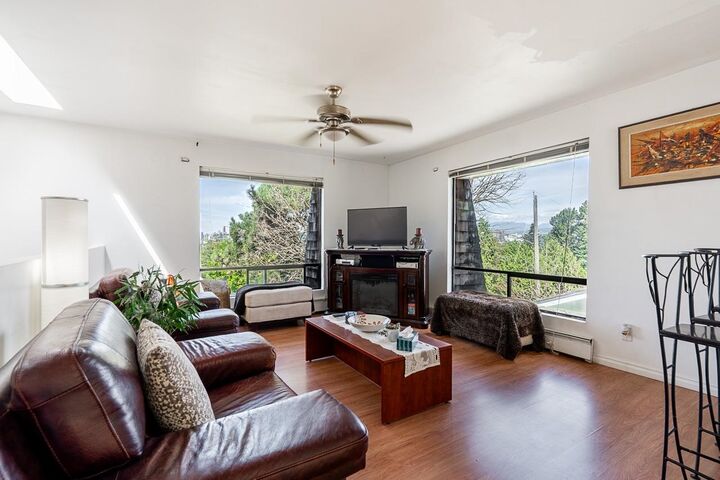 10956 128A Street — photo 1