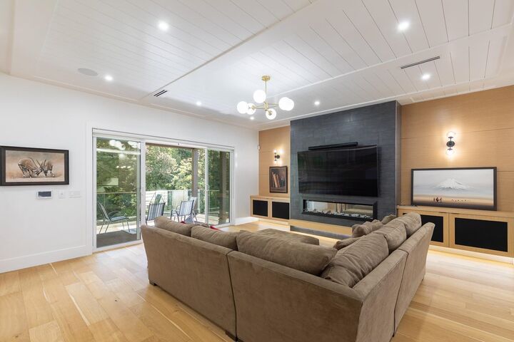 Property Photo: 307 Cutler Street BC V3K 5C1
