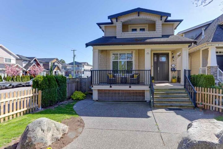 Property Photo:  15598 Goggs Avenue Main  BC V4B 2N6 