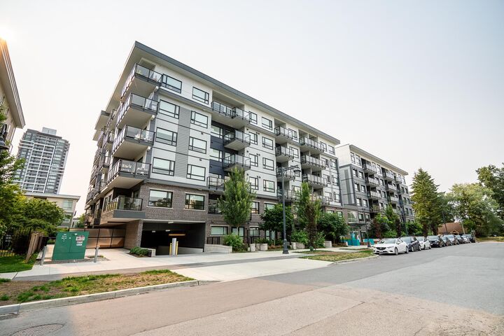 Property Photo: 10777 138 Street 620 BC V3T 0T5