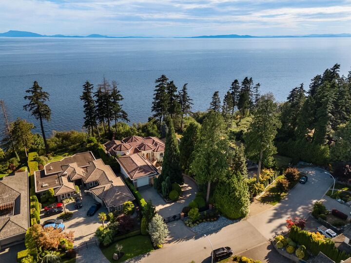 Property Photo: 13464 13A Avenue BC V4A 1C4