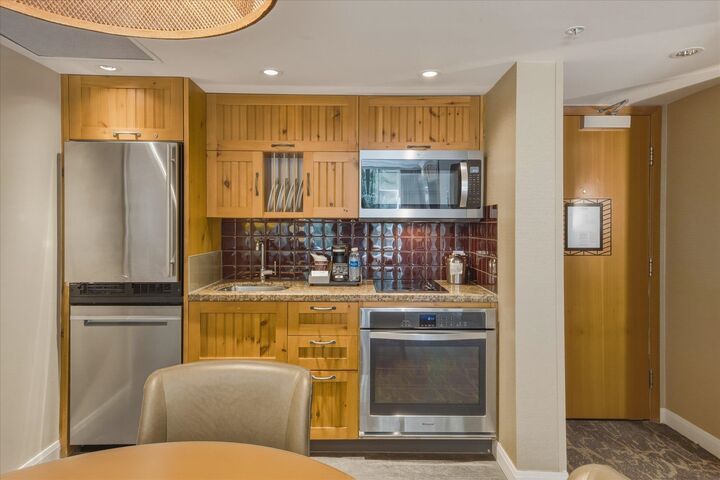 Property Photo: 4090 Whistler Way 871/872 BC V8E 1J3