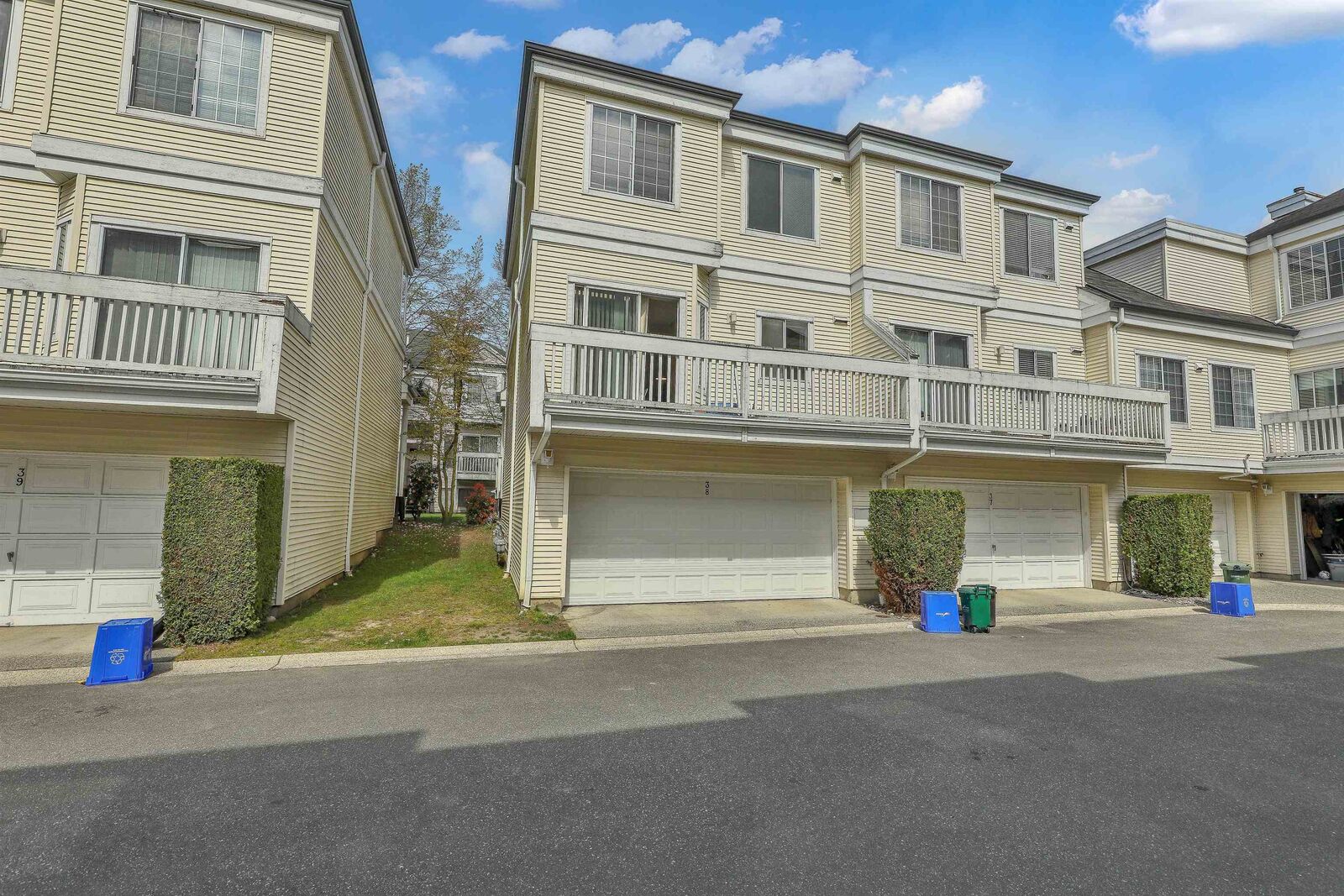 Property Photo: 12500 McNeely Drive 38 BC V6V 2S4