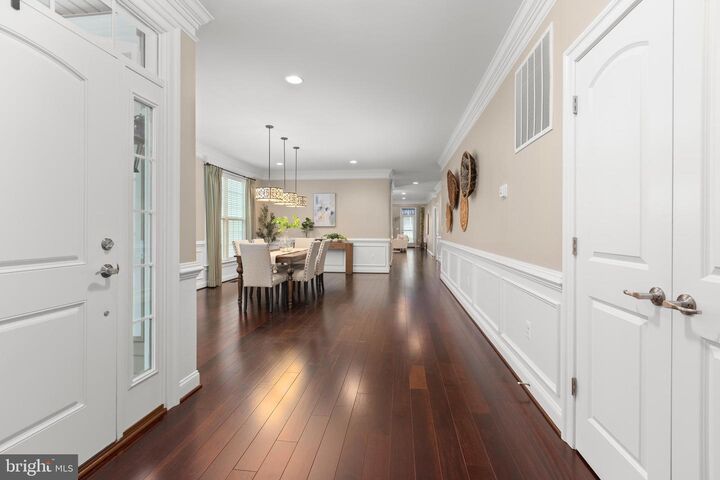 Property Photo: 10006 Wofford Way VA 22407