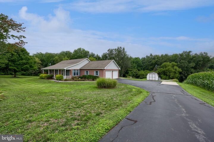 Property Photo:  581 Stehman Church Road  PA 17551 