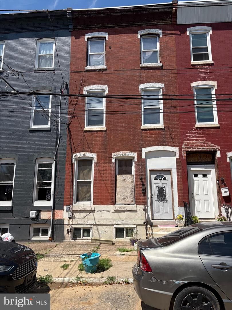 Property Photo:  1852 N Van Pelt Street  PA 19121 